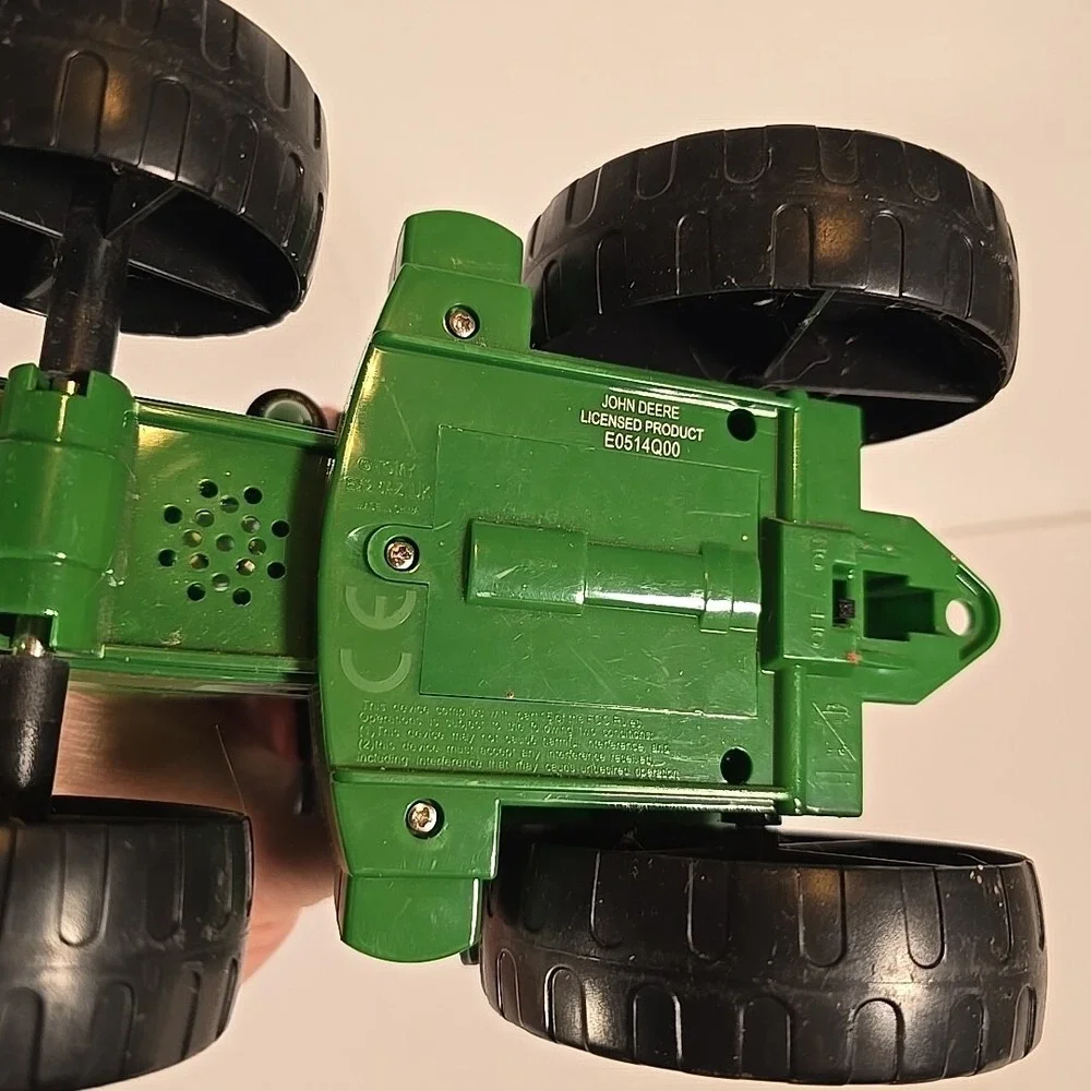 Green John Deere Monster Farm Tractor Model E0514Q00 Sound Feature Does Not Work